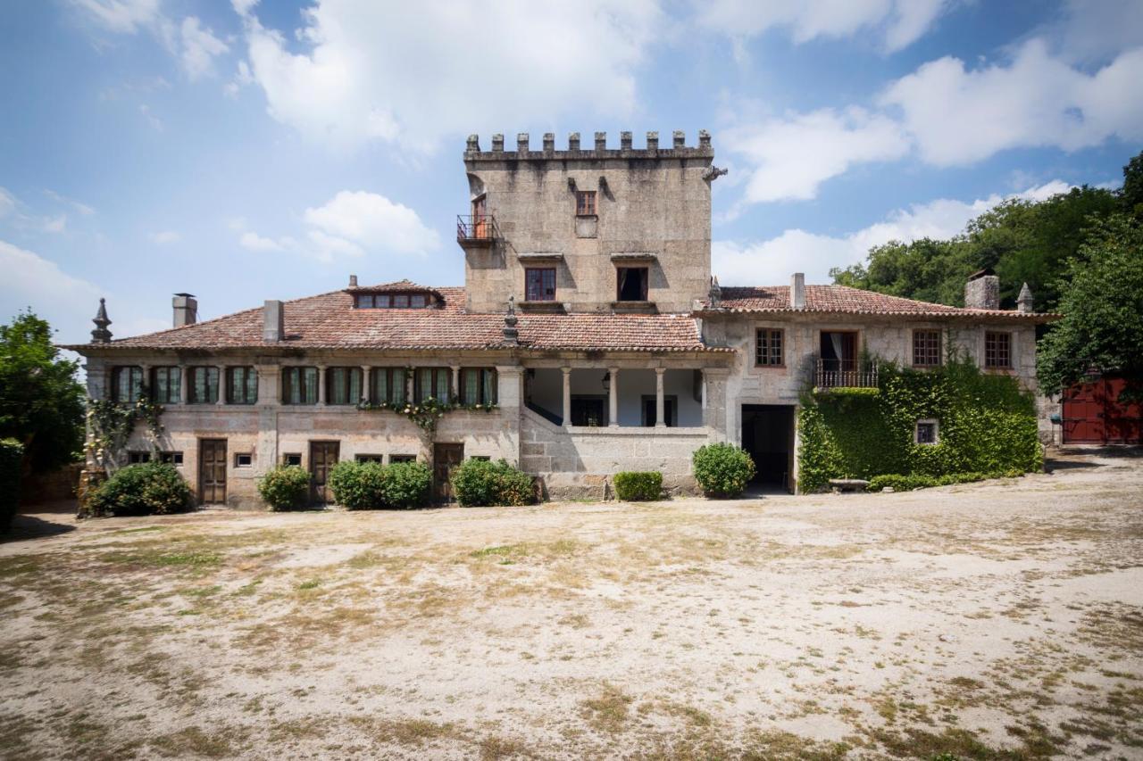 ギマランイス Paco De S.Cipriano Bed & Breakfast エクステリア 写真