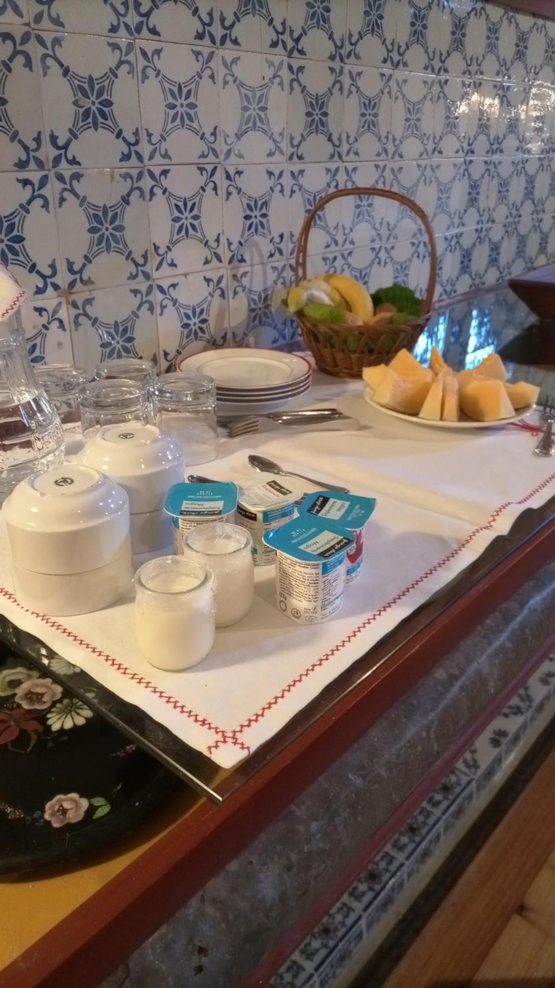 ギマランイス Paco De S.Cipriano Bed & Breakfast エクステリア 写真